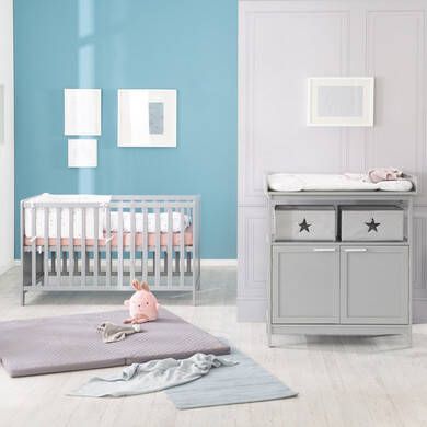 Roba ® Babymeubelset Hamburg met kinderbed en commode met 2 deuren(voordeelset, 2 stuks )